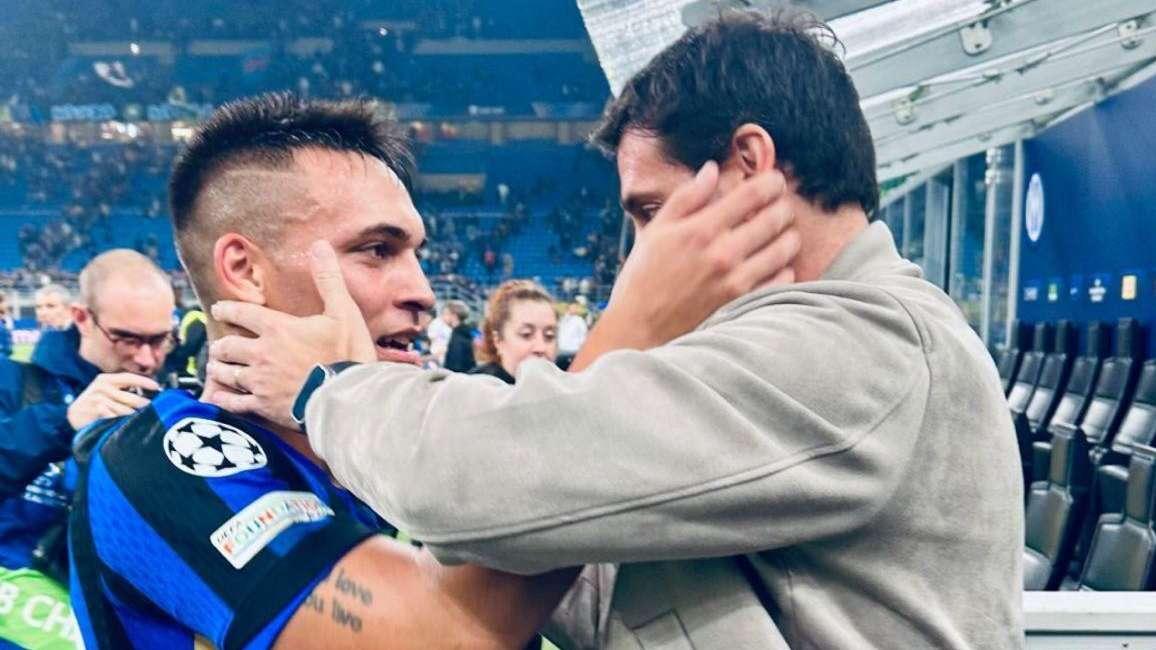 L'abbraccio di Lautaro e Milito dopo Inter-Stella Rossa, "connessioni" da sentire. Il Principe: "È sempre un piacere"