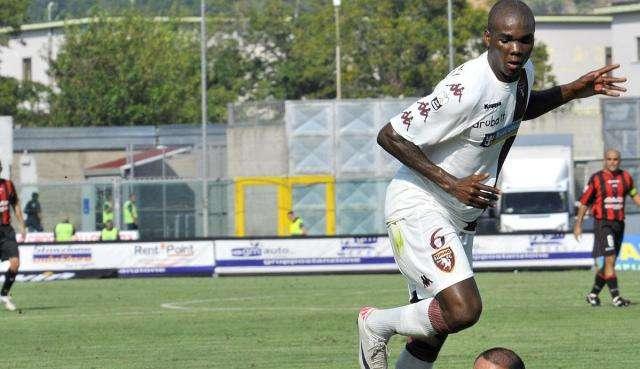 Mezza Serie A vuole Ogbonna, ma Petrachi frena