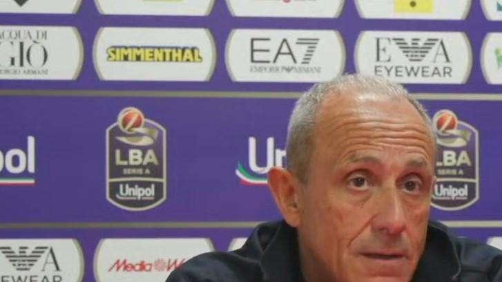Ettore Messina e il turnover: "Nel calcio mister scienziati se lo fanno e hanno risultati. Se no sono cretinotti"