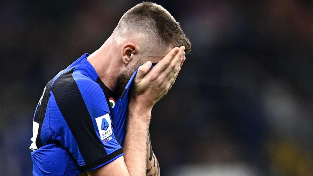 Inter-Empoli - Ebuehi dimentica che c'è Dimarco, Skriniar cambia le carte. Bare-Calha-Micki assenti ingiustificati
