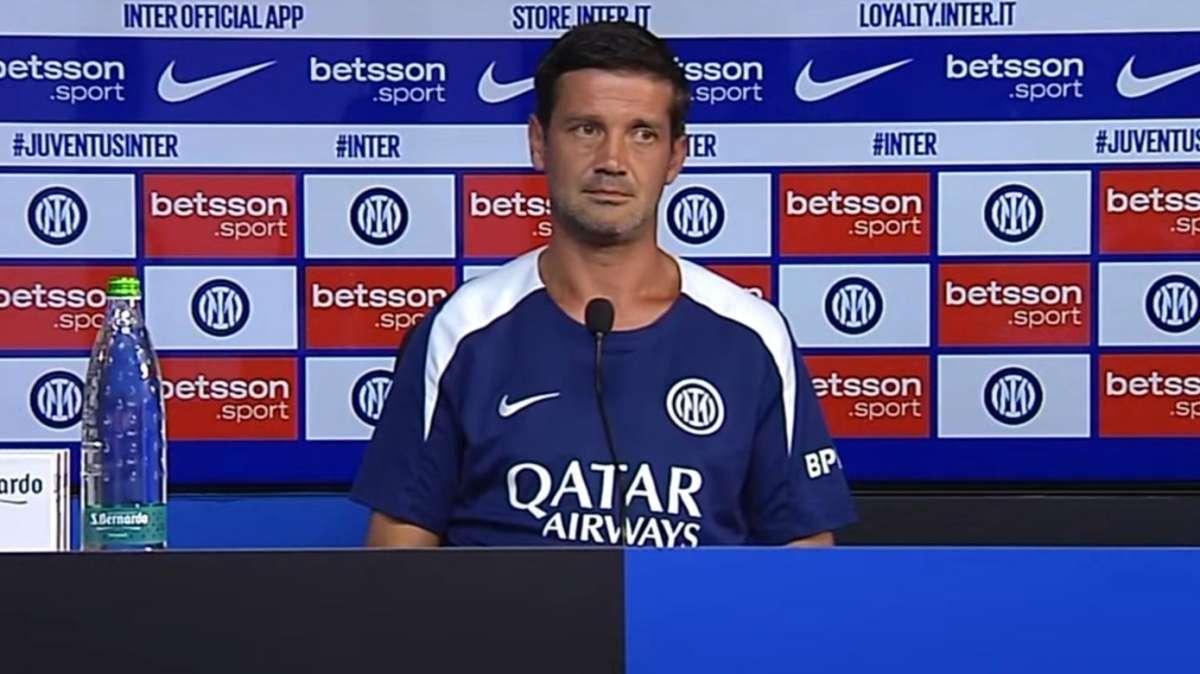 Chivu: "Non carichiamo più di tanto Juve-Inter, serve la giusta serenità. Calhanoglu? Ha scelto di restare"