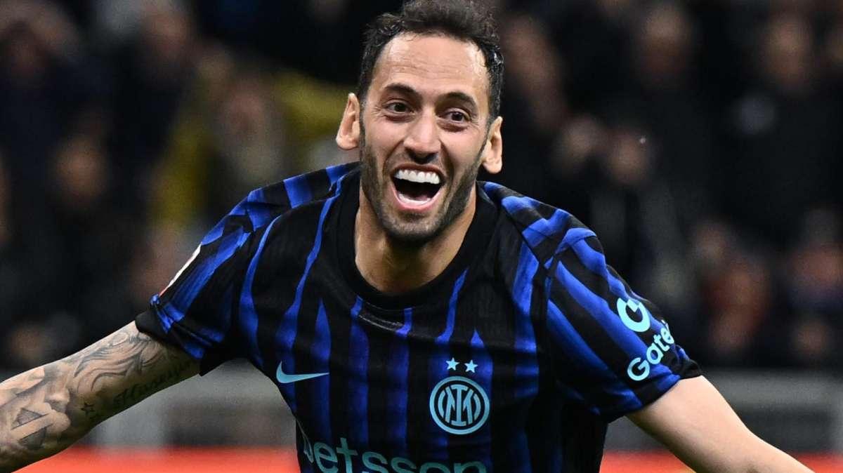 GdS - Calhanoglu, il Fenerbahçe non molla. Ma per l'Inter resta intoccabile