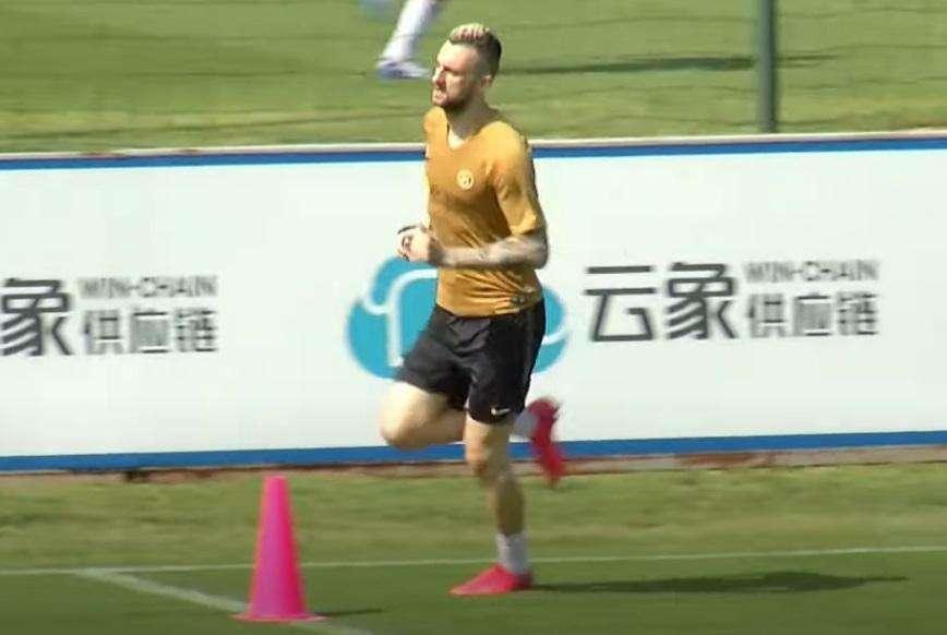 Sky - Inter irritata per il tour-de-force. Oggi lavoro a due gruppi
