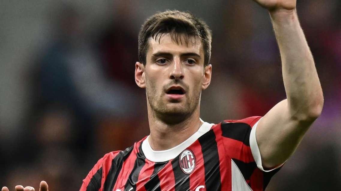 Milan, Gabbia: "Seconda stella? Inter grande squadra, non penso ai derby. Sarà un campionato competitivo"