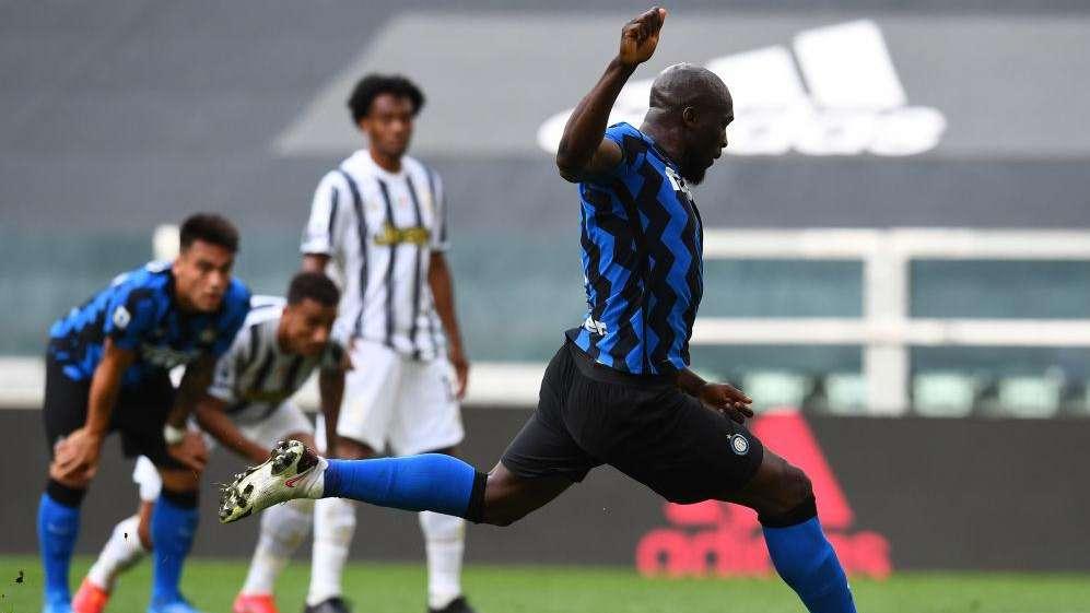 Lukaku fa 12 su 12 dal dischetto in Serie A: prima di lui c'era riuscito Dybala