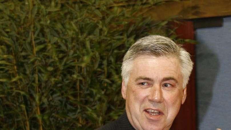 Ancelotti: "Direi di no all'Inter", poi difende Leonardo