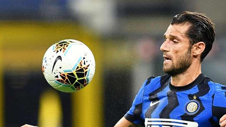TS - Candreva chiuso da Hakimi e Darmian: l'agente ne ha parlato col Napoli