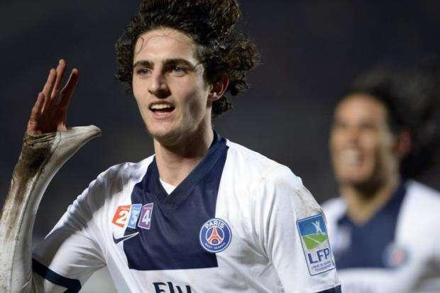 Juve, se parte Vidal assalto a Rabiot. Intanto l'Inter...