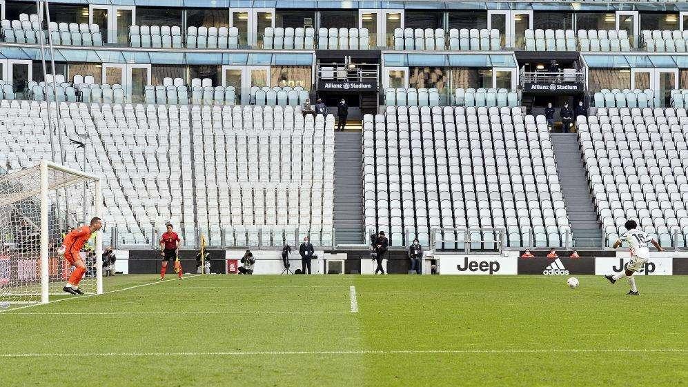 Juventus-Inter - Inter a metà: l'once de gala senza spinta nei primi 45'. La Juve vince con le motivazioni e... Calvarese