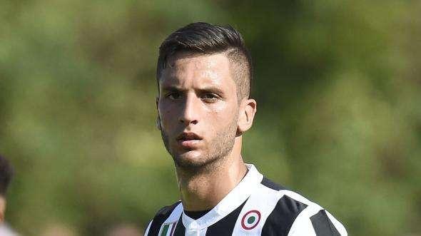 Juve, Bentancur: "Napoli avversaria numero uno"