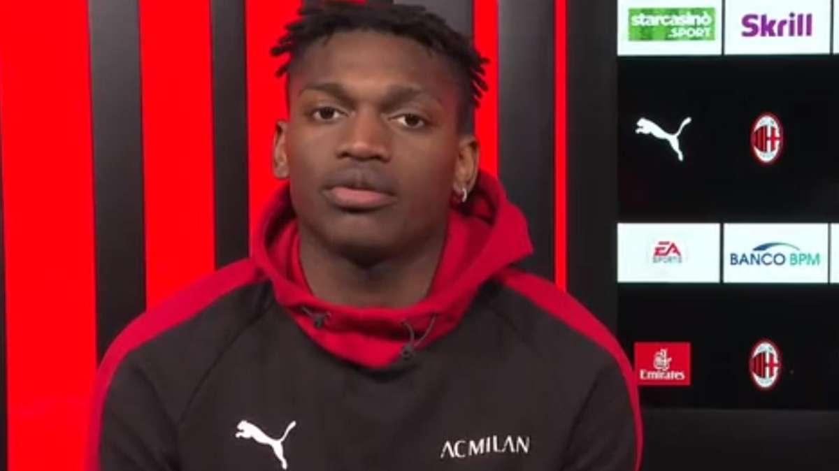 Milan, Leao non pensa allo scudetto: "Puntiamo a tornare in Champions"