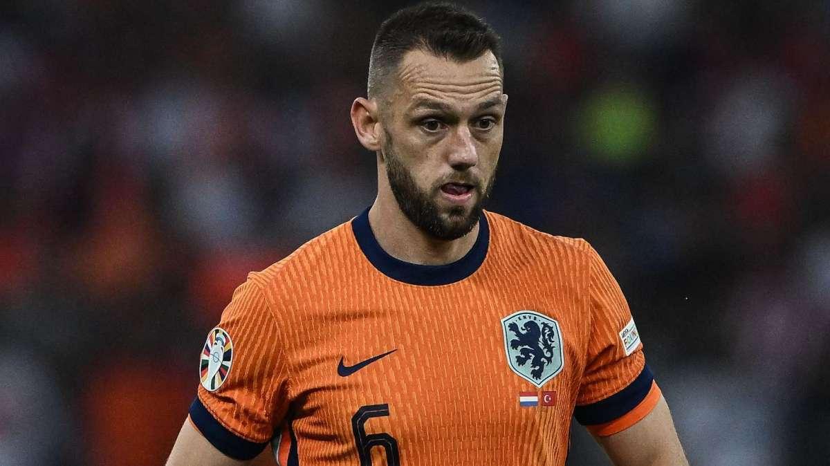 De Vrij ritrova il gol dopo sei anni in Nazionale: sua la rete del momentaneo 1-1 contro la Turchia