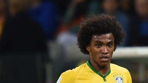 InterNazionali - Il Brasile schianta il Perù e chiude primo nel girone. Ancora panchina per Miranda
