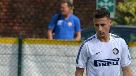 Gioia per Pinamonti: firma contratto pro con l'Inter
