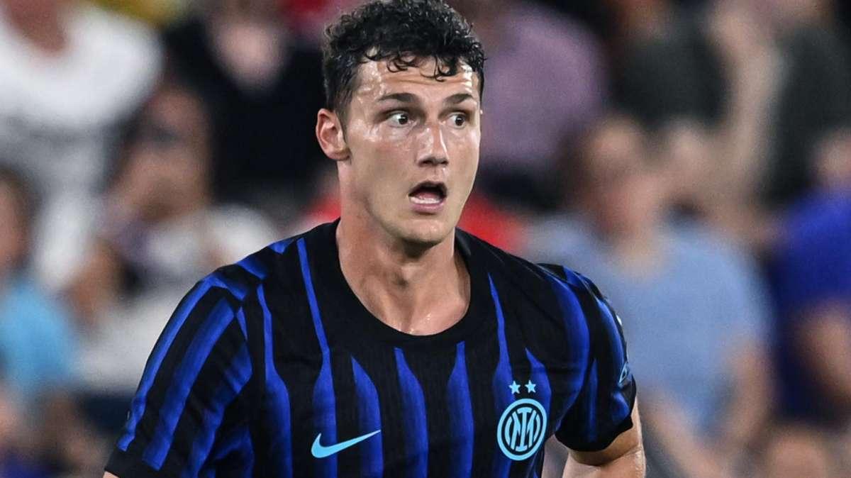 Romano: "Inter, chiamata esplorativa del Tottenham per Pavard: ecco la proposta degli Spurs"