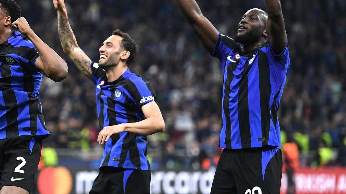 GdS - Calhanoglu oggi come Lukaku un anno fa: l'Inter rischia il tradimento bis
