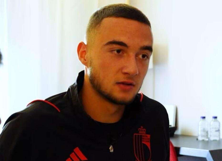 Inter, occhi su Debast: uno scout lo ha visionato in Anderlecht-Anversa. Costo 8 mln, se ne riparlerà in estate