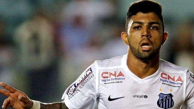Gabigol chiama Miranda e si informa sull'Inter, dubbi. Mistero Leicester