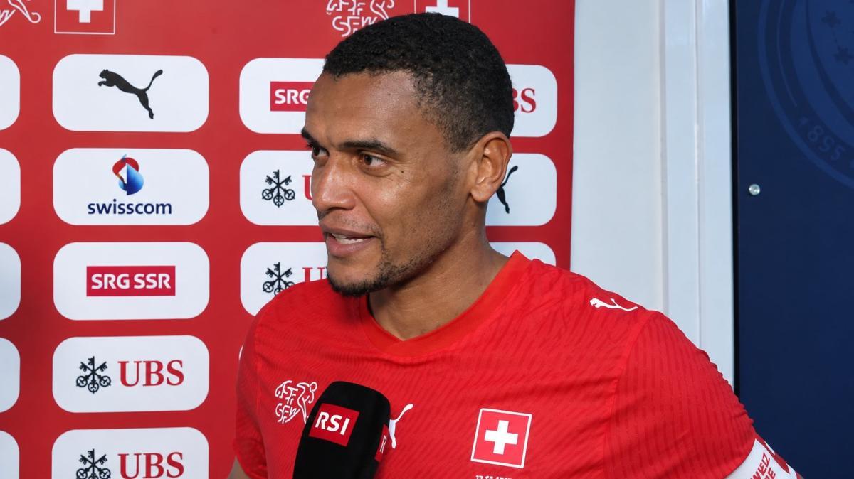 Svizzera-Slovenia, Akanji titolare nel 4-2-3-1 scelto da Yakin: la formazione