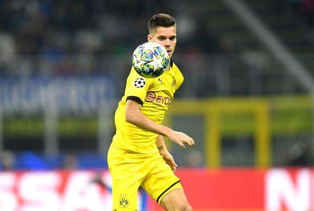 Sky Sport - Inter, Julian Weigl ultima idea per gennaio: è un obiettivo di mercato alternativo a Vidal 