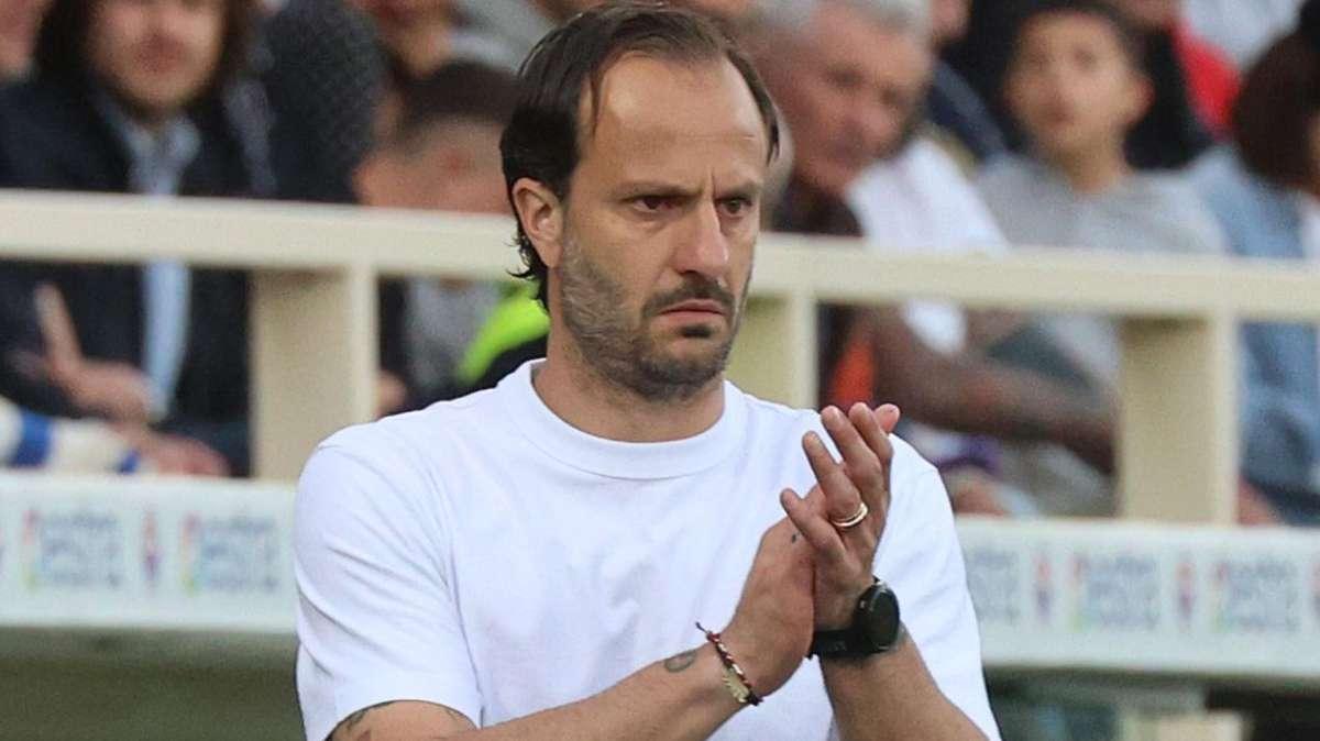 Genoa, Gilardino: "Ho parlato con Gudmundsson, mi ha detto che è felice qui. Vasquez? Chiedete alla società"