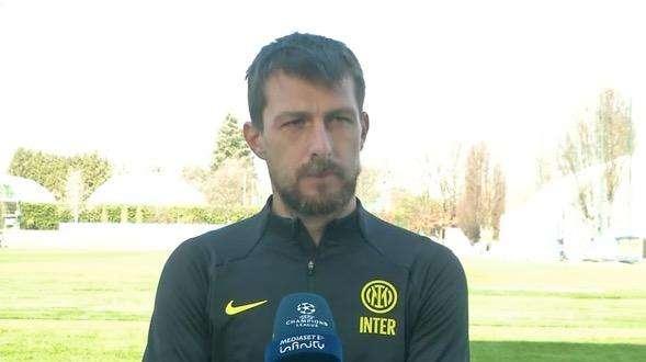 Acerbi a SM: "Felice all'Inter, ma il futuro non dipende da me. Col Porto opportunità che vogliamo cogliere"