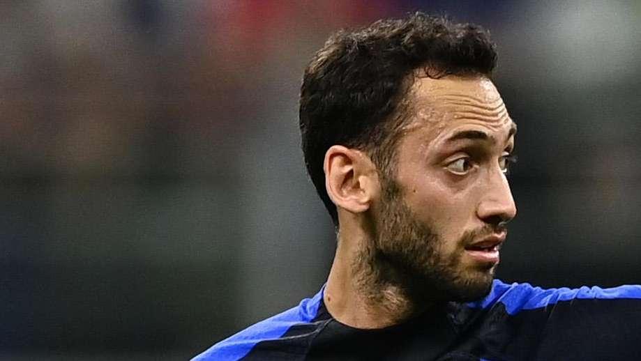 SofaScore incorona Calhanoglu: è il miglior giocatore della Serie A