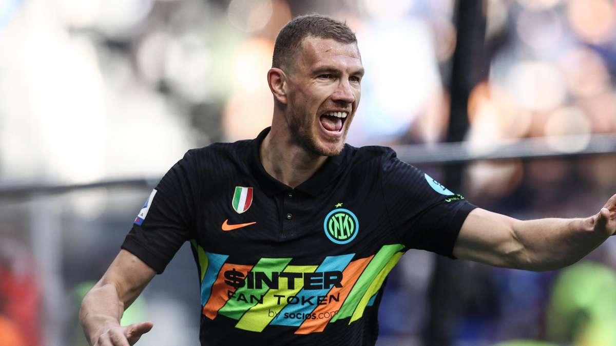 Dzeko ha voglia di Inter: oggi arrivo ad Appiano (in netto anticipo). Era atteso mercoledì