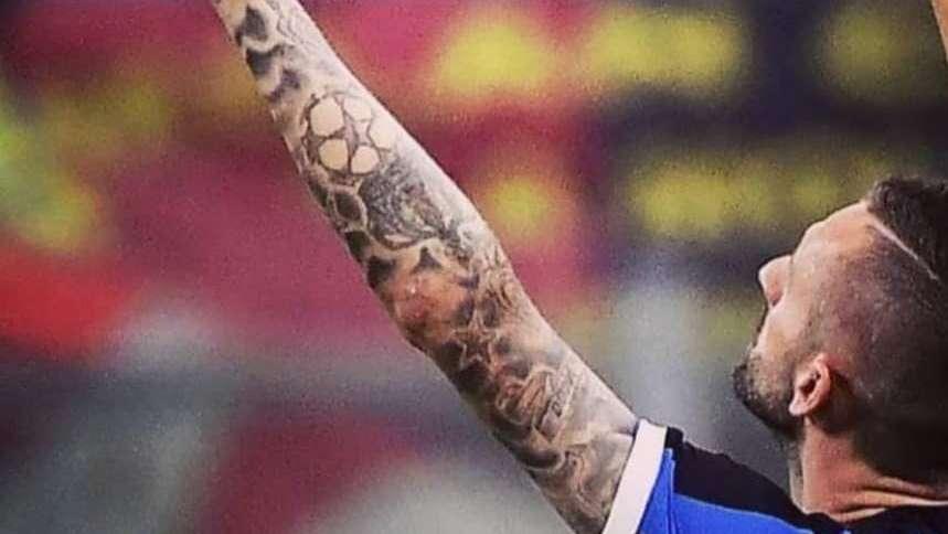 Brozovic, altro messaggio sibillino: stavolta maglia dell'Inter addosso e cuori nerazzurri