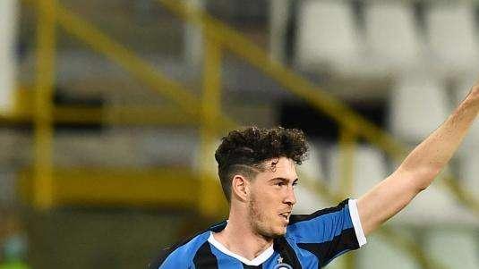 Parma-Inter - Le due fasi del Parma agevolate da un'Inter lenta e slegata. Sanchez è l'imprevedibilità