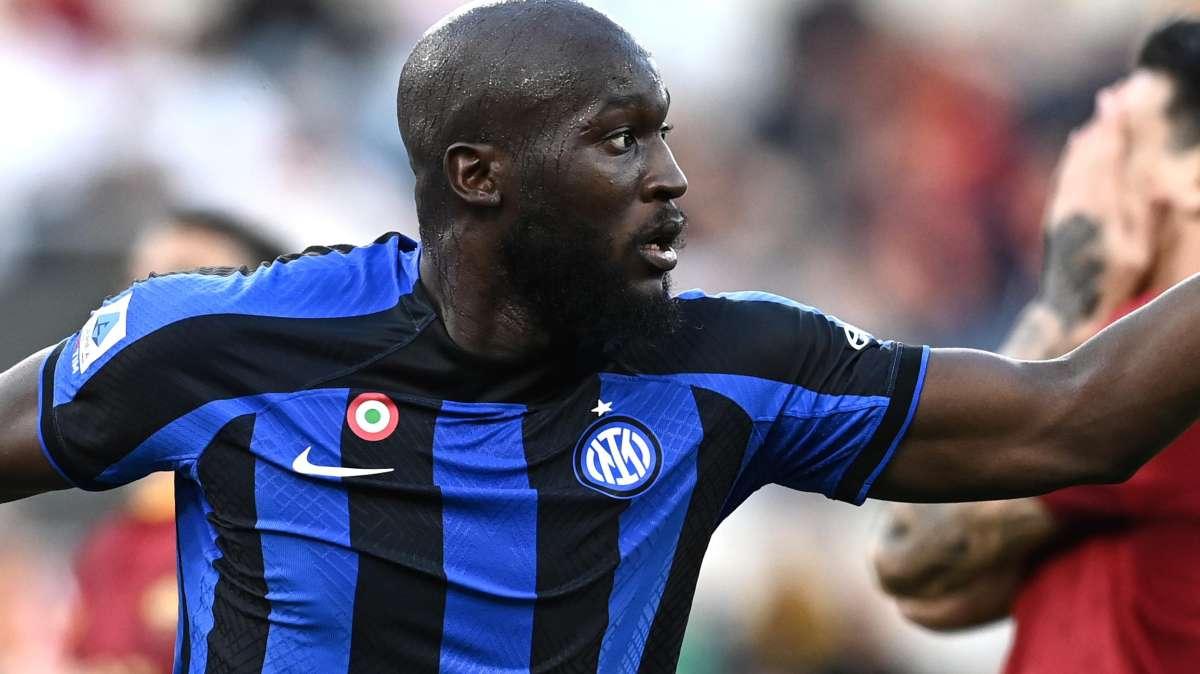 CdS - Lukaku prova a insidiare Dzeko per Roma e Istanbul