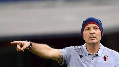 Mihajlovic punta la Juventus: il serbo dirige l'allenamento del Bologna