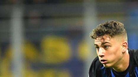 Esposito: "Ho scelto questa maglia perché la onorerò e amerò sempre"