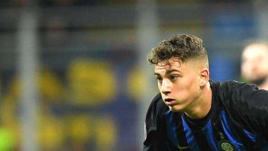VIDEO - Esposito, un portento: punizione gioiello alla Romania Under 17