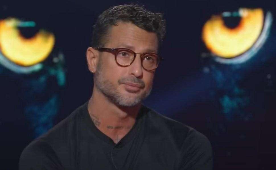 Corona: "Perché la Rai ha censurato il video di Zalewski?". Poi svela: c'è un calciatore gay nell'Inter