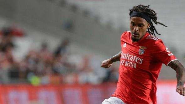 Lazaro: "Giocare nel Benfica è un privilegio. Poco spazio? Ogni giocatore ha un obiettivo"