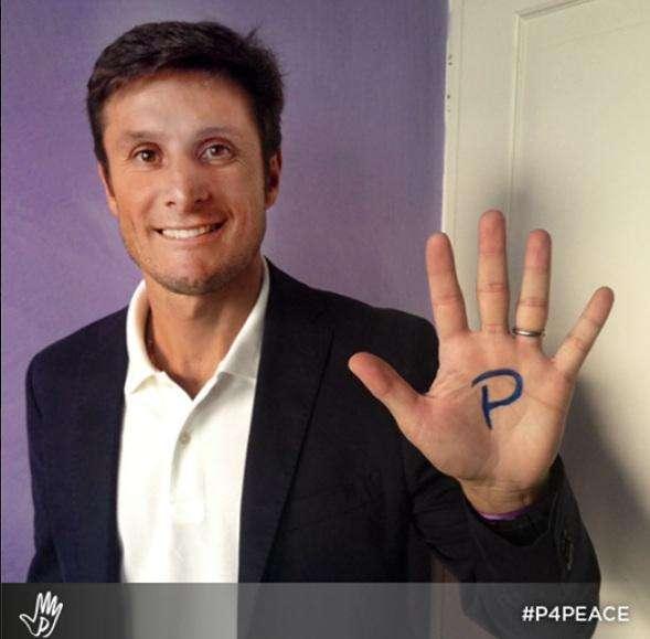 FOTO - Zanetti, selfie per la Pace: "Schierati con lui" 