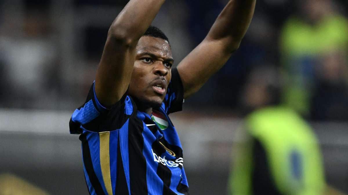 Sky - Fiorentina-Inter, in rialzo le quotazioni di Dumfries. In difesa Bisseck e non Darmian