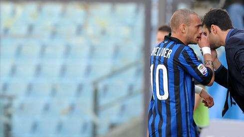 Nebuloni: "Strama si coccola il suo top Sneijder"