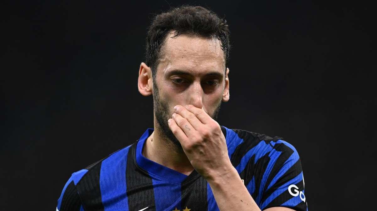 TS - Inter, l'ultimo ko con tre gol di scarto ai tempi di Spalletti. Calhanoglu lunedì può partire dalla panchina 