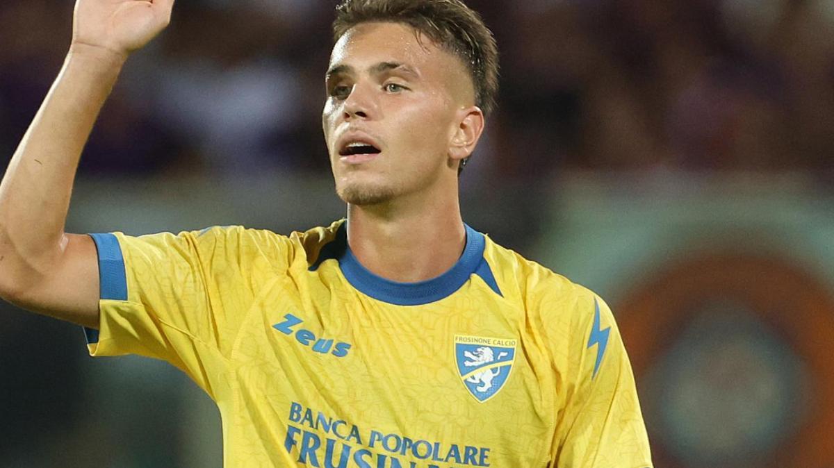 Sartori: "Giusto che Raimondo a Frosinone faccia come Pio Esposito"