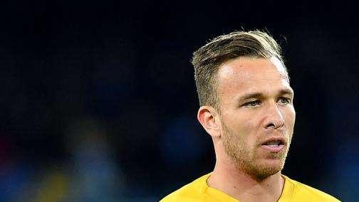 Juve e Barça definiscono lo scambio: visite in corso per Arthur e Pjanic