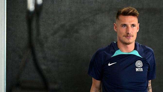 CdS - Inter-Lione, spazio per Gosens e Skriniar. Assenti Sanchez e Pinamonti 