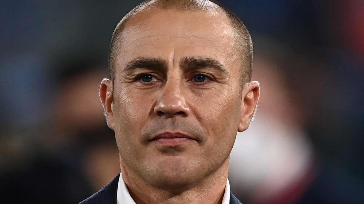 Cannavaro ci crede: "Napoli in corsa per lo scudetto, l'organico resta molto forte"