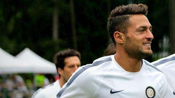 D'Ambrosio, lesione al collaterale del ginocchio destro. Out 6 settimane