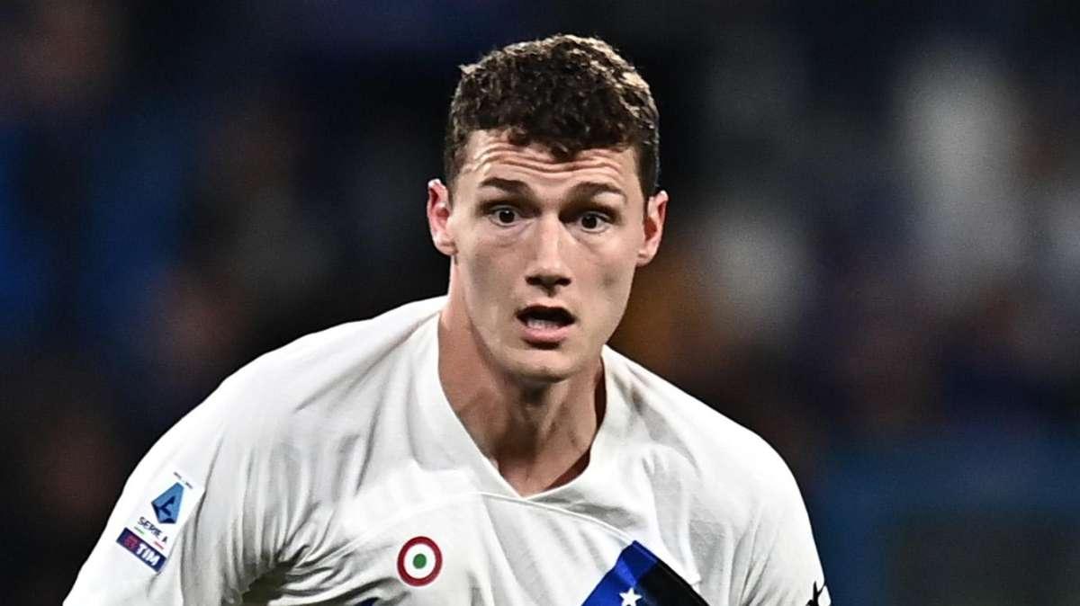 Pavard chiamato dalla Francia per Euro '24. Il difensore: "Il gallo sempre sul cuore"