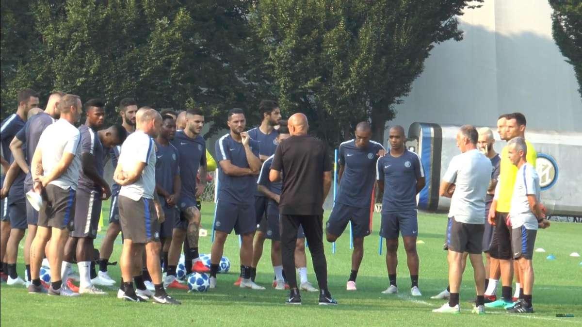 VIDEO - Immagini da Appiano: il discorso di Spalletti alla squadra