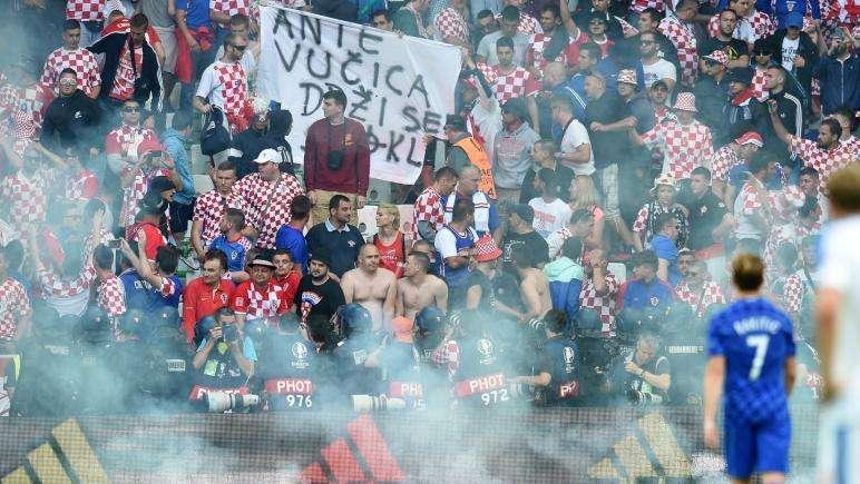 L'UEFA grazia la Croazia: niente esclusione da Euro '16