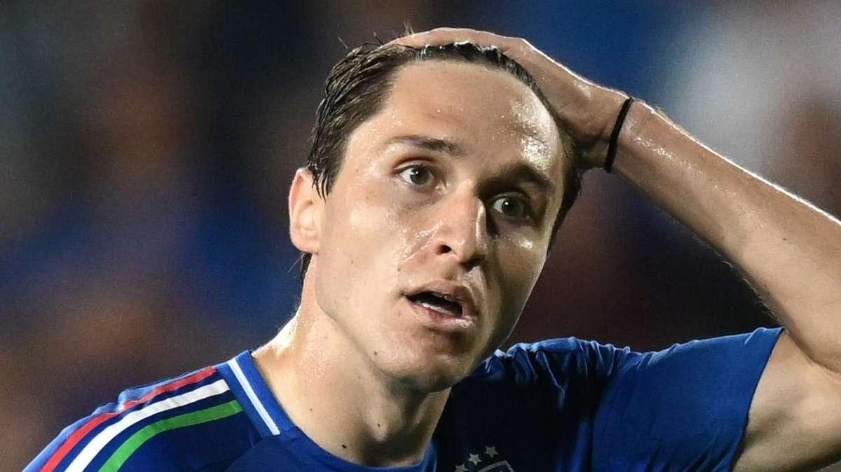 Tra consigli e spoiler, Chiesa avvicina Jones all'Inter: "Mi ha chiesto..."