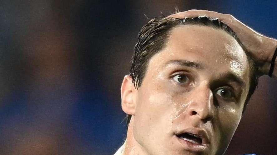 TS - Chiesa, il Milan può aiutare la Juve ma serve uno sforzo del giocatore: il punto